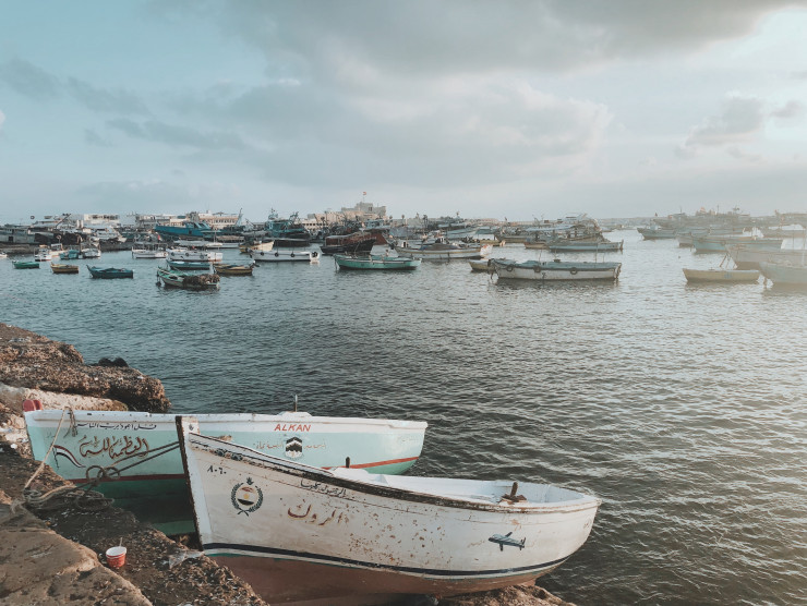 angelegte Fischerboote auf dem Nil
