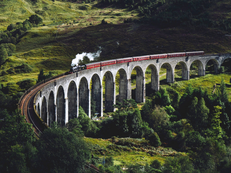 Eisenbahn auf dem Glenfinnan-Viadukt