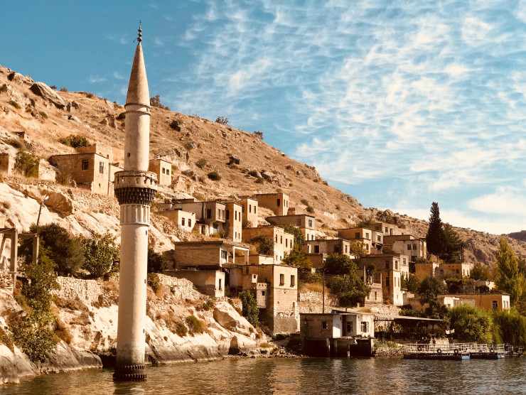 enes aktas 423093 unsplash